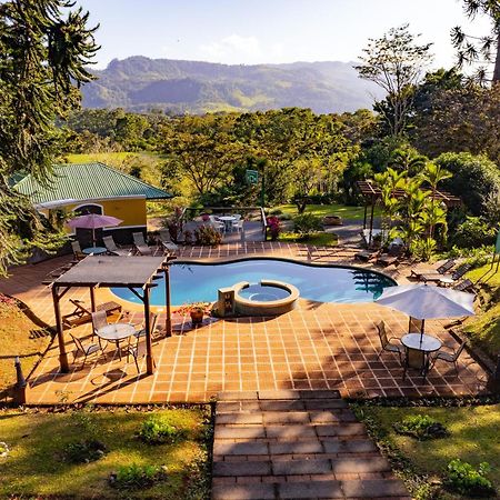 Hotel Villa Florencia Turrialba Kültér fotó