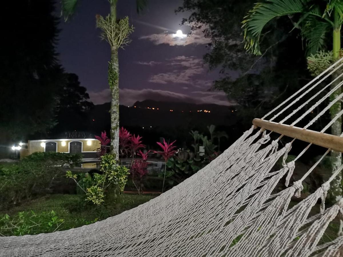 Hotel Villa Florencia Turrialba Kültér fotó