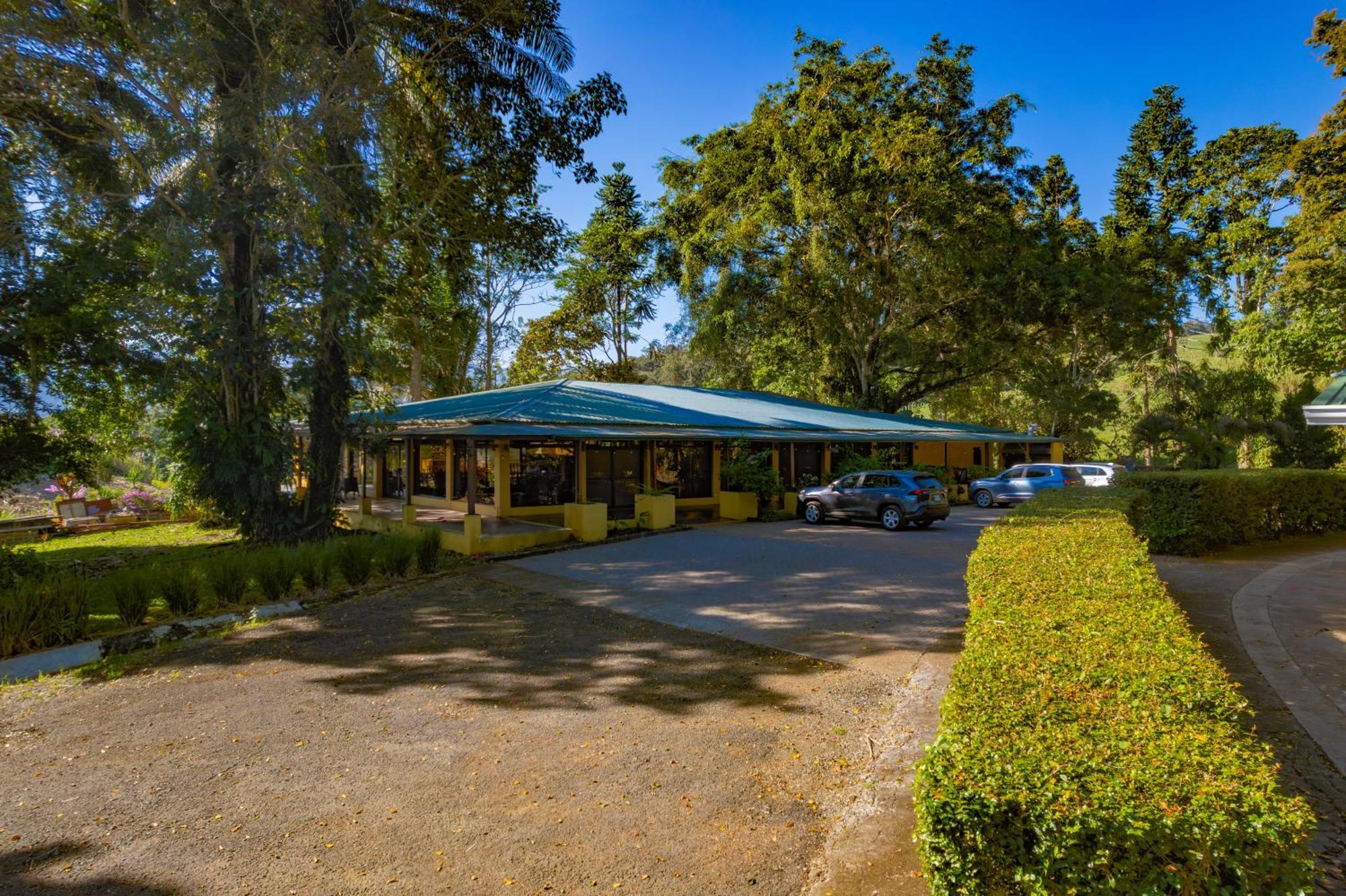 Hotel Villa Florencia Turrialba Kültér fotó
