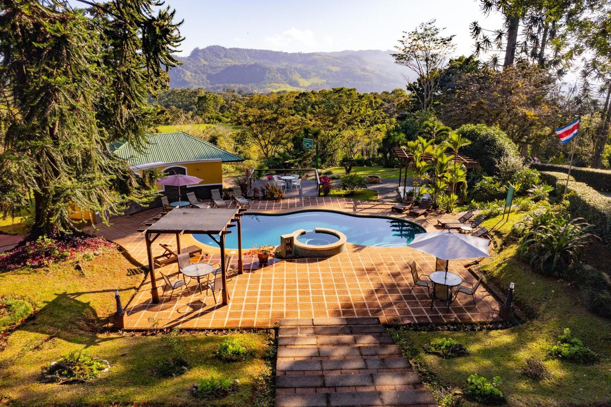 Hotel Villa Florencia Turrialba Kültér fotó
