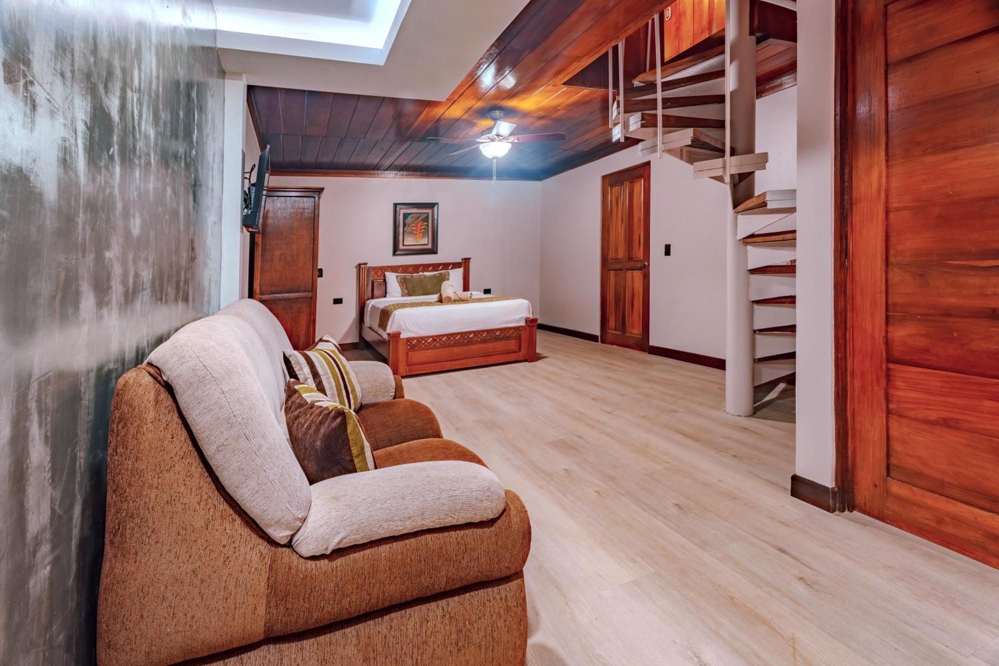 Hotel Villa Florencia Turrialba Szoba fotó